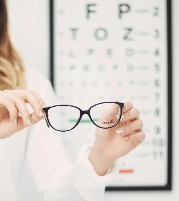 Innovative E-commerce for Optics and Contact Lenses