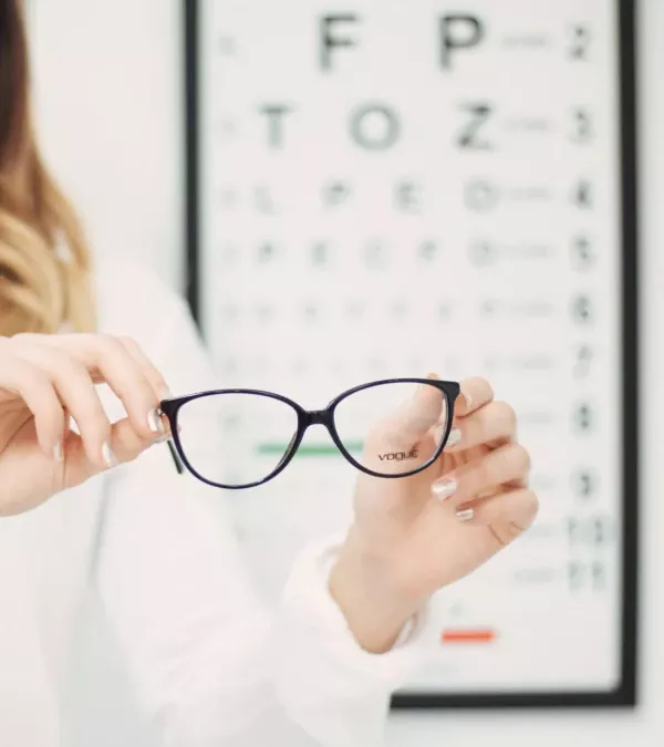 Innovative E-commerce for Optics and Contact Lenses